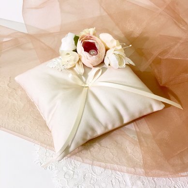 Подушечка для колец V119980 - Мастерская аксессуаров VALLERIdesign