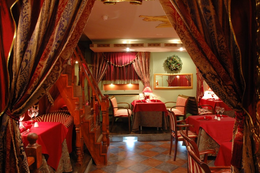 Ресторан Кафе Драмы и Комедии